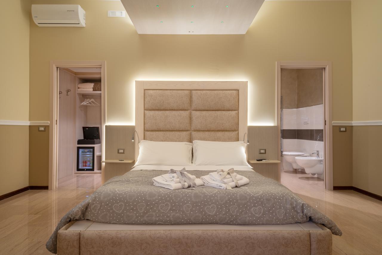 Domus Salento & Con Parcheggio Privato In Loco Bed & Breakfast