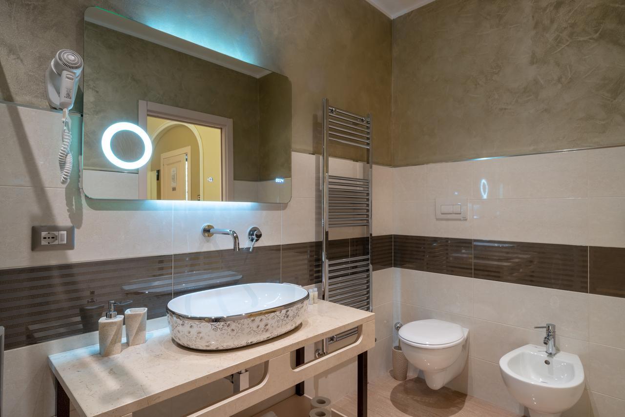 Domus Salento & Con Parcheggio Privato In Loco Bed & Breakfast